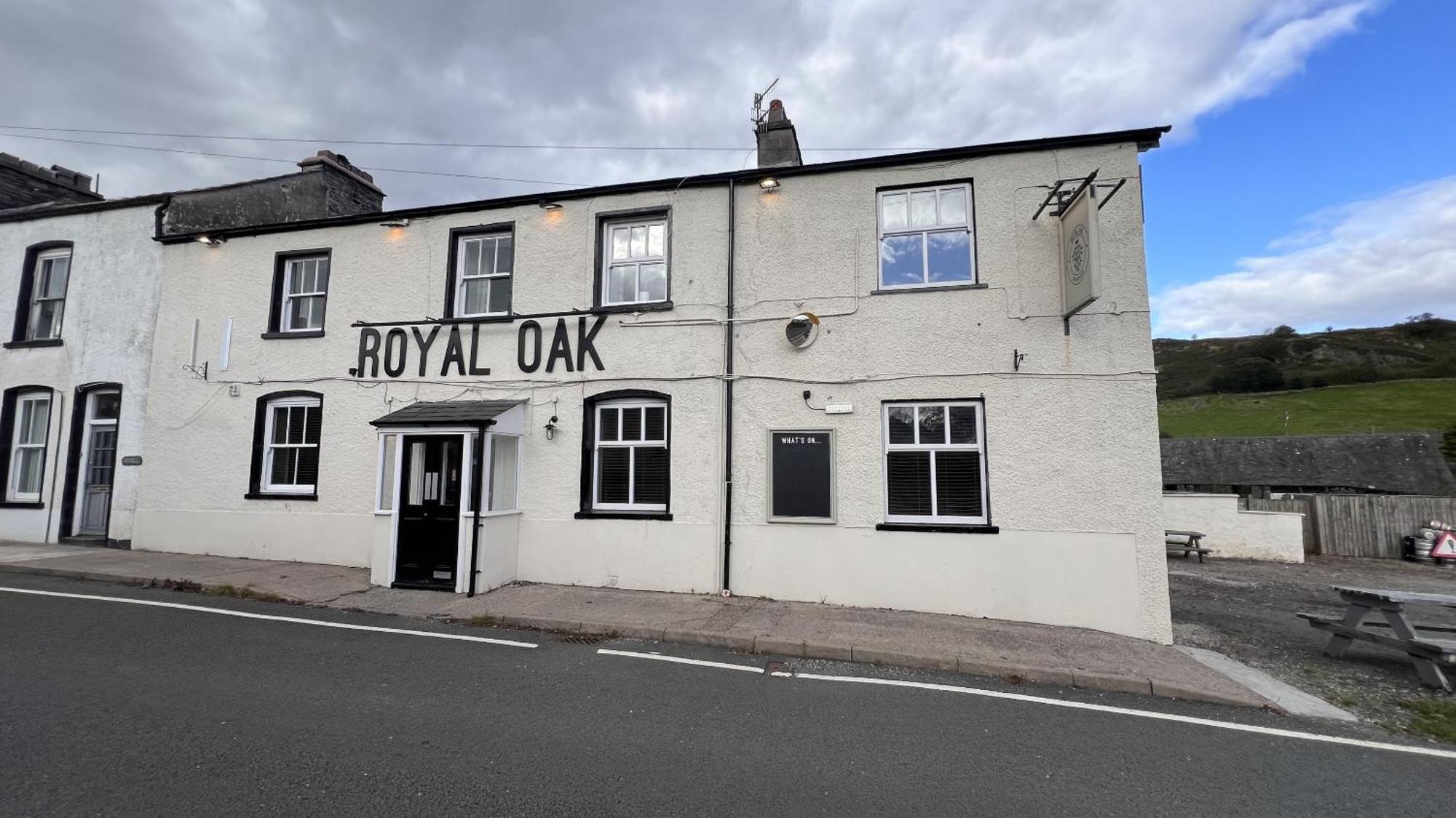 The Royal Oak Hotel Spark Bridge Exterior photo